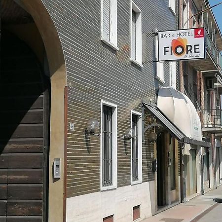 Hotel Fiore & Fiocchi Podenzano Luaran gambar